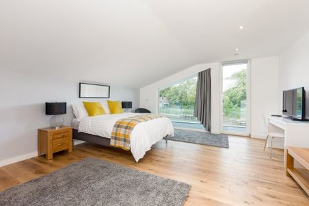 4 bedroom detached house to rent - Photo 4