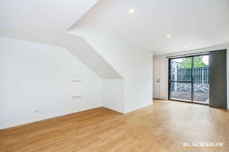 Terrific in Taylor - Photo 2