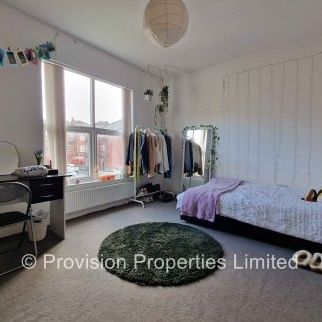 6 Bedroom Leeds Student Properties - Photo 1