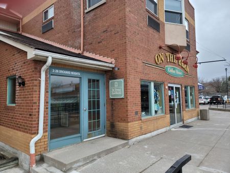 For Lease - 2 Orchard Heights Boulevard Unit# 237, Aurora, Ontario - Photo 2