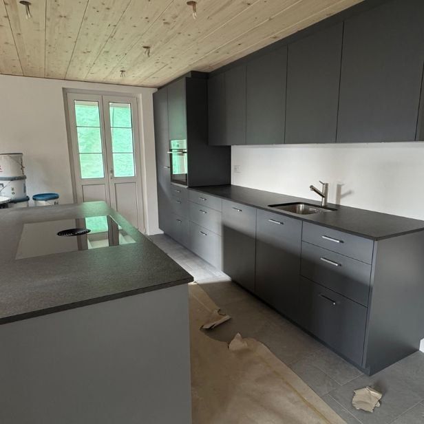 Charmante 3.5-Zimmer-Wohnung in Oberdiessbach - Photo 2