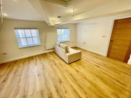 1 bedroom flat to rent - Photo 2