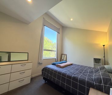 8-10 Thatcher Crescent, Crofton Downs - Photo 6