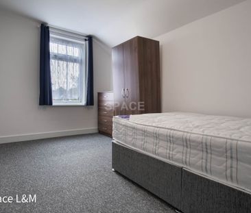 Pitcroft Avenue, Earley, RG6 1NH - Photo 2