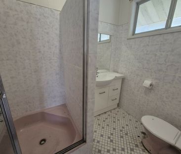 Neat & Tidy 3-Bedroom Home with Spacious Backyard! - Photo 3