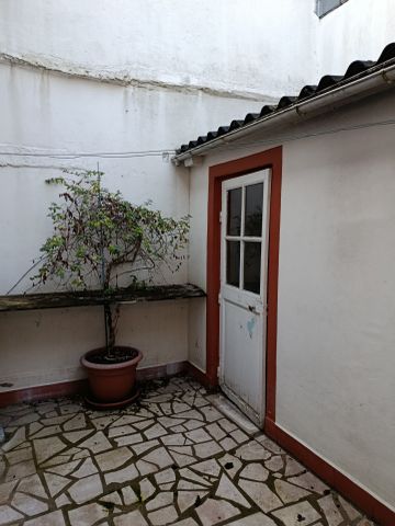 Location Maison 4 pièces 131m² ORLEANS 45000 - Photo 5