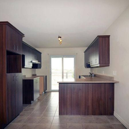 Appartement style condo - Photo 3