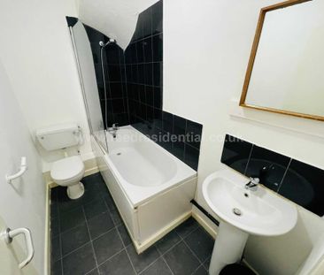 Frederick Grove, Lenton - Photo 6