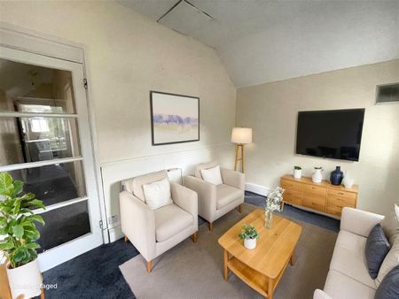 Clarendon Park Road - Photo 2