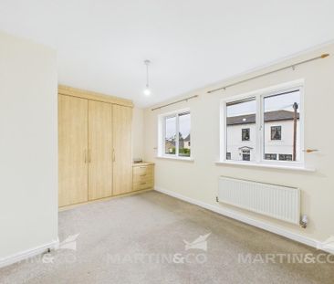 3 bedroom end of terrace house to rent - Photo 3