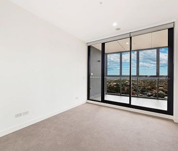 Near New 1 bedroom apartment plus sunny room with stunning views, in the heart of Hurstville for lease - Photo 6