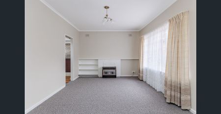 Character & charm, this one has it all! - Photo 3