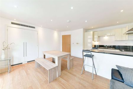 Smart one bedroom apartment with balcony to rent in this popular location. - Photo 3