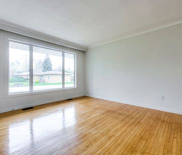 For Lease - 530 Lees Lane, Oakville, Ontario - Photo 1