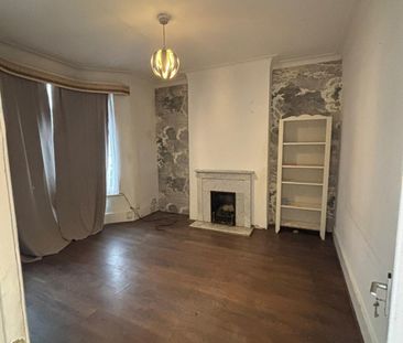 4 Bed Semi-Detached House, Francis Avenue, IG1 - Photo 1