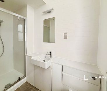 2 bedroom apartment to rent North Street, Brighton, East Sussex, BN1 - Photo 2