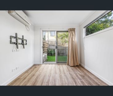 6/233 Rathmines Street, Fairfield, Vic 3078 - Photo 2