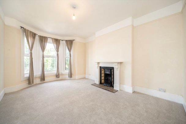 Shepherds Bush Road, Brook Green, W6 - Photo 1