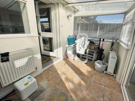 Catherine Close, Great Clacton, CO15 - Photo 2