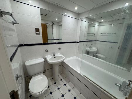 2 bedroom flat to rent - Photo 5