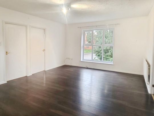 2 bedroom maisonette to rent - Photo 1