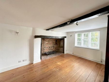 3 bedroom detached house to rent - Photo 2