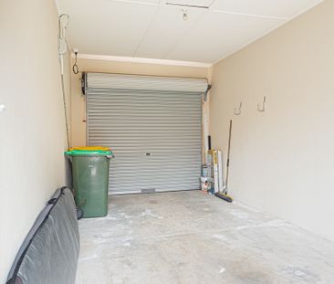 3/1 Russell Street, Glenelg North SA 5045 - Apartment For Rent | Do... - Photo 2