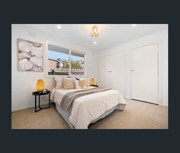 7 Dinadan Court, Glen Waverley, Vic 3150 - Photo 2