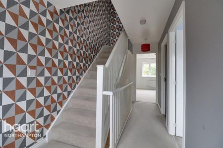 4 bedroom terraced house to rent - Photo 3