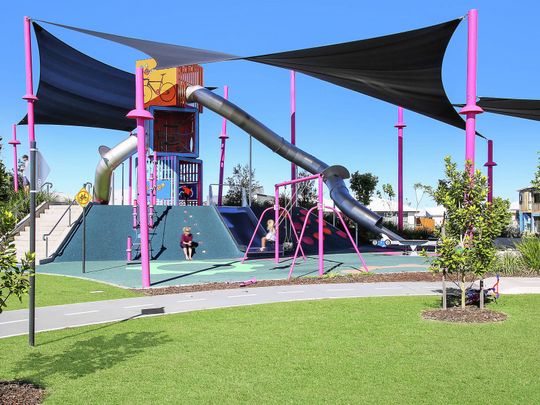 9 Chestnut Crescent, Caloundra West QLD 4551 - House For Rent | Domain - Photo 1