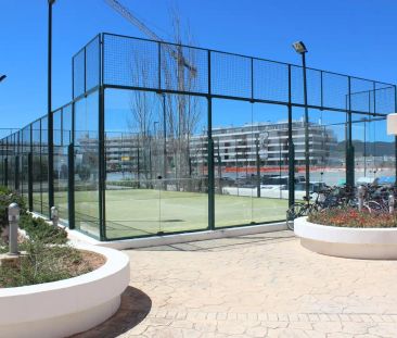 Apartamento de alquiler en Carrer Benizamid, de, 7, Marina Botafoc ... - Photo 1