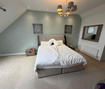 4 bedroom semi-detached house to rent - Photo 2