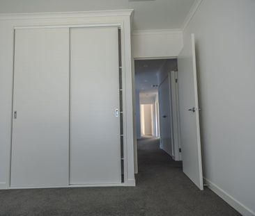 Beautiful 3 Bedroom House in Alfredton!! - Photo 5