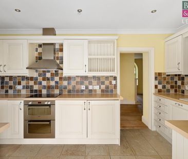 3 bedroom bungalow to rent - Photo 6