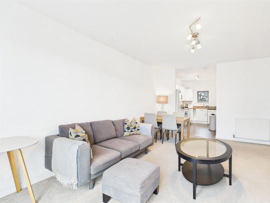 2 bedroom apartment to rent - Photo 1