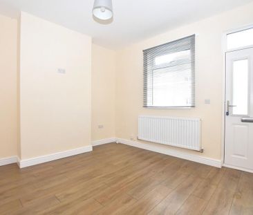 2 bedroom house to rent - Photo 2