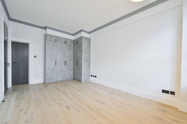 3 bedroom flat to rent - Photo 1