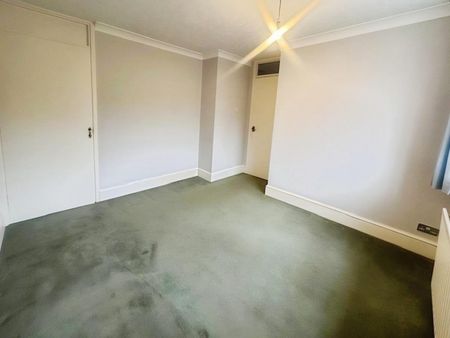 3 bedroom House To Let - Photo 4