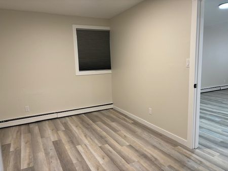 Brookhurst – 1 Bedroom - Photo 2