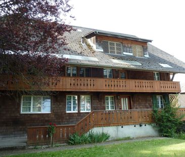 Charmante 4.0 Zimmerwohnung im idyllischen Bauernhaus - Photo 1