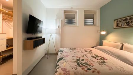 Via Domenico Scarlatti, Milan, Lombardy 20124 - Photo 5