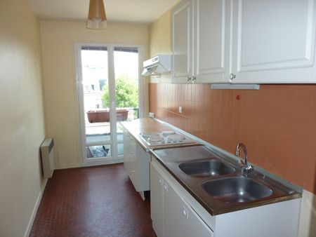 Location Appartement 2 pièces 49m² FONTAINEBLEAU 77300 - Photo 4