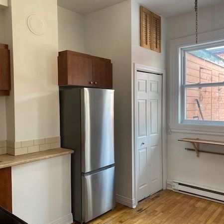 5 1/2. Métro Préfontaine (5 minutes de marche) Arrondissement Ville Marie - Photo 4