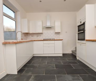 2 Bedroom Terraced House - Photo 6