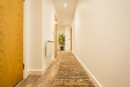 2 bed apartment to rent in St Ann's Quay, Quayside, NE1 - Photo 5