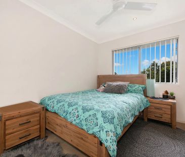 3 Bedroom Unit Clontarf just 350 metres to the water Contact Julie ... - Photo 3