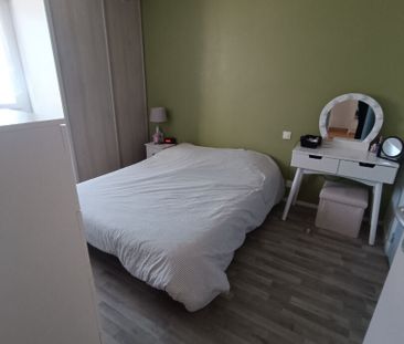 Location Appartement 4 pièces 81m² - Photo 2