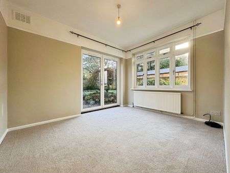 Stansted Road, CM23, Bishop'S Stortford - Photo 3