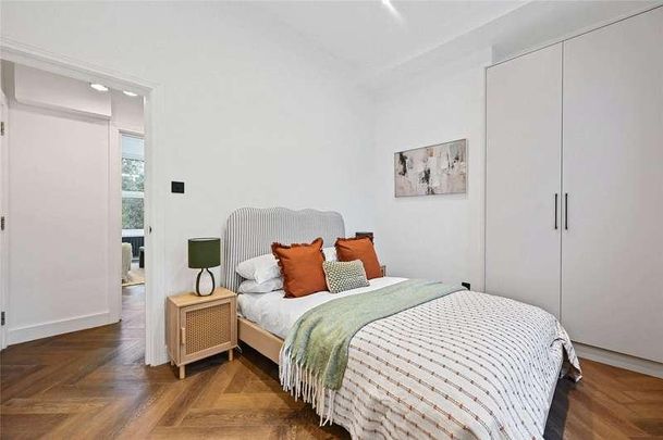 Warbeck Road, London, W12 - Photo 1