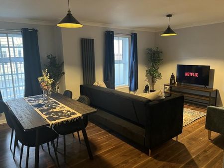 2 bedroom apartment to rent - Photo 3